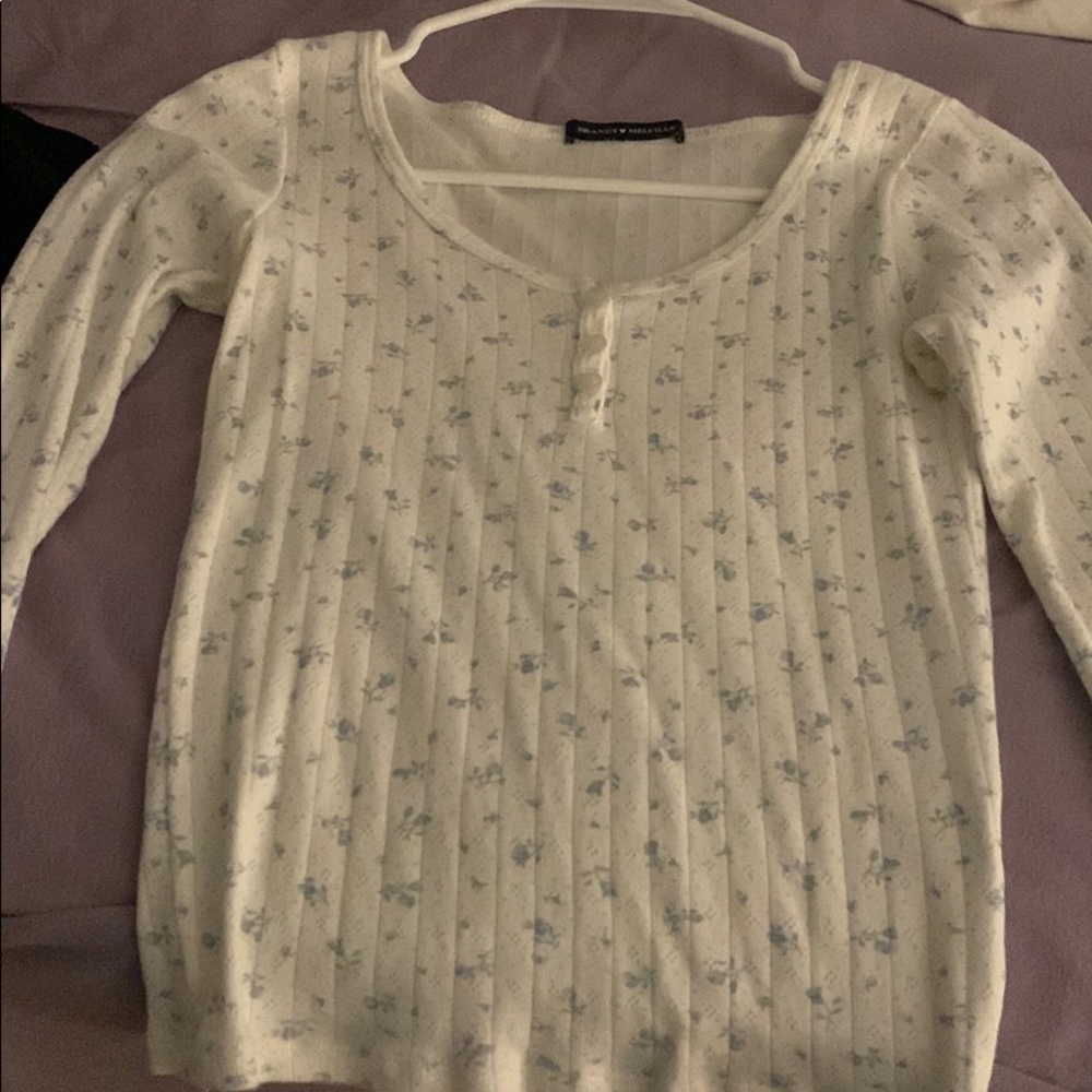 Long sleeve floral brandy Melville top